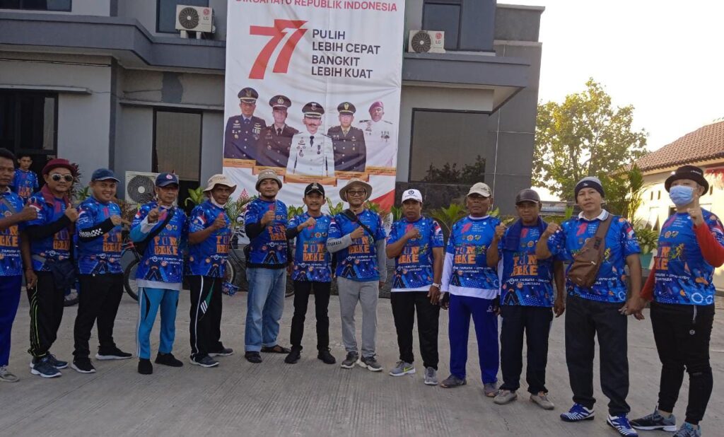 Meriahkan HUT RI, Ketua Dewan dan Camat Teluknaga Ikut Goes Sepeda