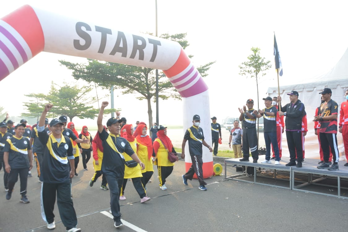 Jalan Santai Setiap Hari Bikin Badan Jadi Sehat
