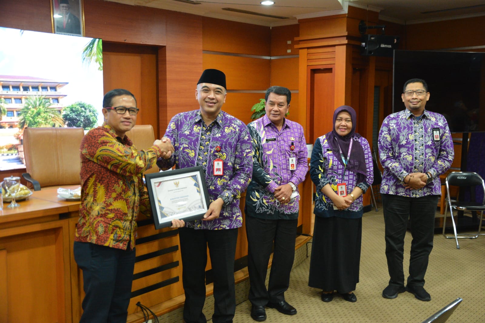 Selamat! Bupati Tangerang Terima Piagam WTP Ke-14 dari Kementerian Keuangan RI