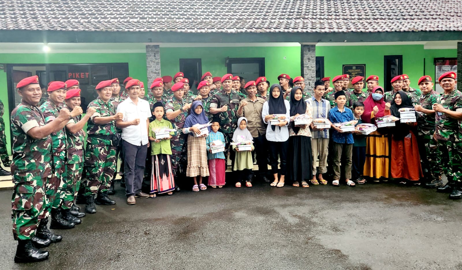 HUT ke-71, Eks Prajurit Kopassus Gelar Syukuran dan Santuni Anak Yatim