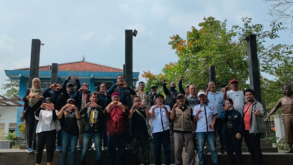 Roadshow, Anggota PWI Kabupaten Tangerang Diajak Keliling Tempat Wisata di Lebak