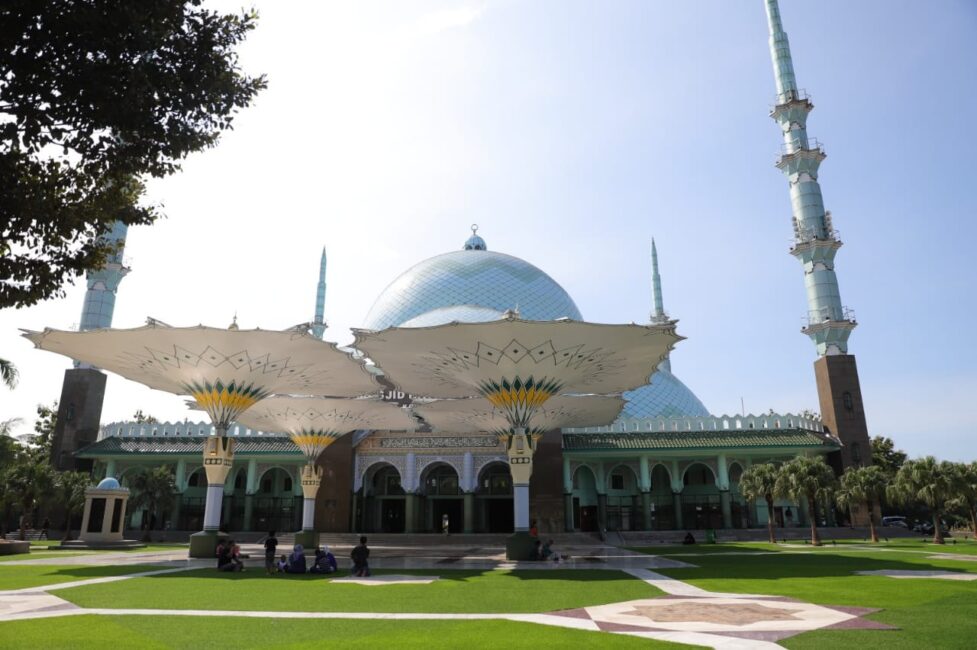 Shalat Idul Adha, Masjid Al-A’zhom Siap Tampung 10 Ribu Jemaah