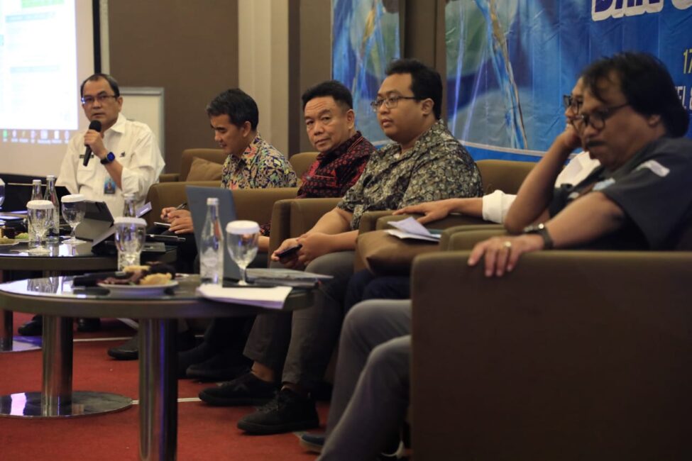 Direktur Utama PERUMDAM TKR, Sofyan Sapar saat menjadi narasumber dalam Rakor BUMD Air Minum, Limbah dan Sanitasi yang Digelar Oleh Kemendagri