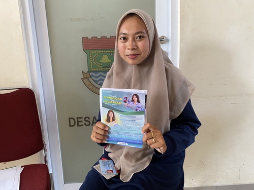 Auliya Antusias Hadirnya BPJS Keliling Di Balai Desa Ciangir