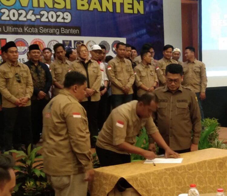 Founder Koloni Rajanya Perkutut Dilantik Jadi Ketua DPD Desa Bersatu