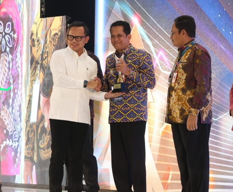 APBD Award 2024, Bapenda Kabupaten Tangerang Raih Penghargaan PAD Tertinggi dari Kemendagri