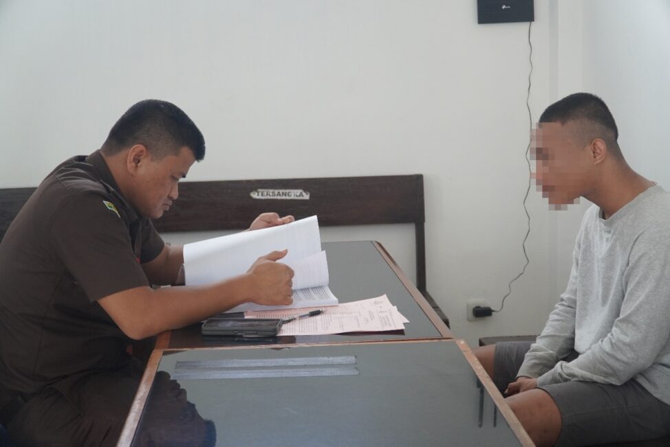 Kejari Kabupaten Tangerang Terima Limpahan Tersangka Kasus Penyelundup Satwa Dilindungi dari Mabes Polri