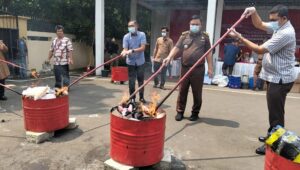 Miras dan Narkoba Dimusnahkan Kejari Kabupaten Tangerang