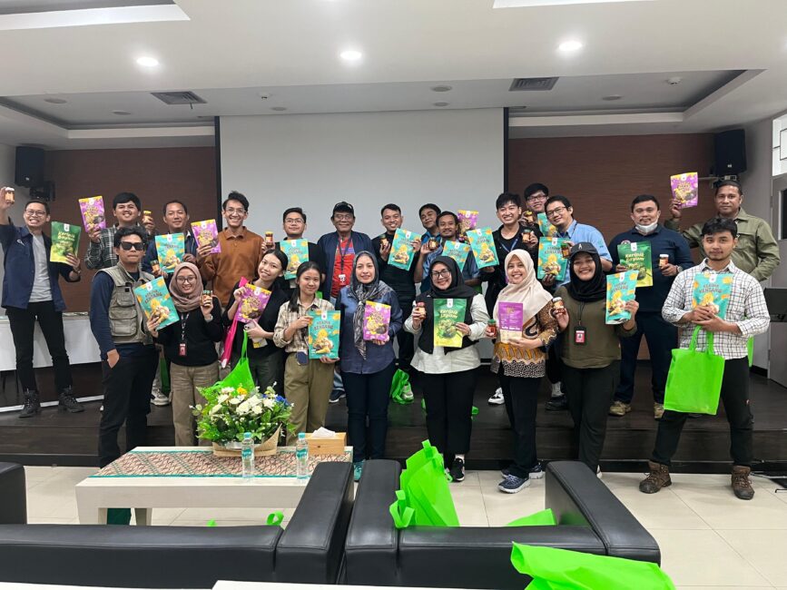 APP Group Tegaskan Komitmen Lingkungan Lewat FGD Sustainability Warriors dan Penanaman Pohon Langka