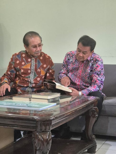 Perluas Akses Alquran di Daerah, PT IKPP Tangerang Serahkan Wakaf Alquran kepada Pemkab Tangerang