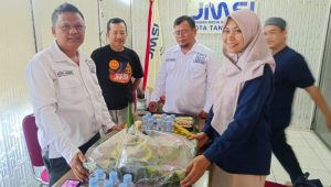 Peringati HUT ke 6 dan HPN 2026, PDAM Tirta Benteng Bawa Tumpeng Besar ke JMSI Kota Tangerang