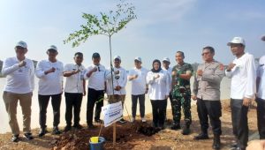 Peringati Hari Bumi, Banksasuci Foundation dan JMSI Banten Tanam 1.000 Pohon di Situ Cihuni